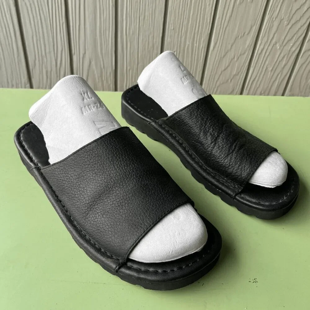 Tommy Bahama San Emilio Black Leather Sandals | Men’s Size 8 (Women’s 9.5–10)